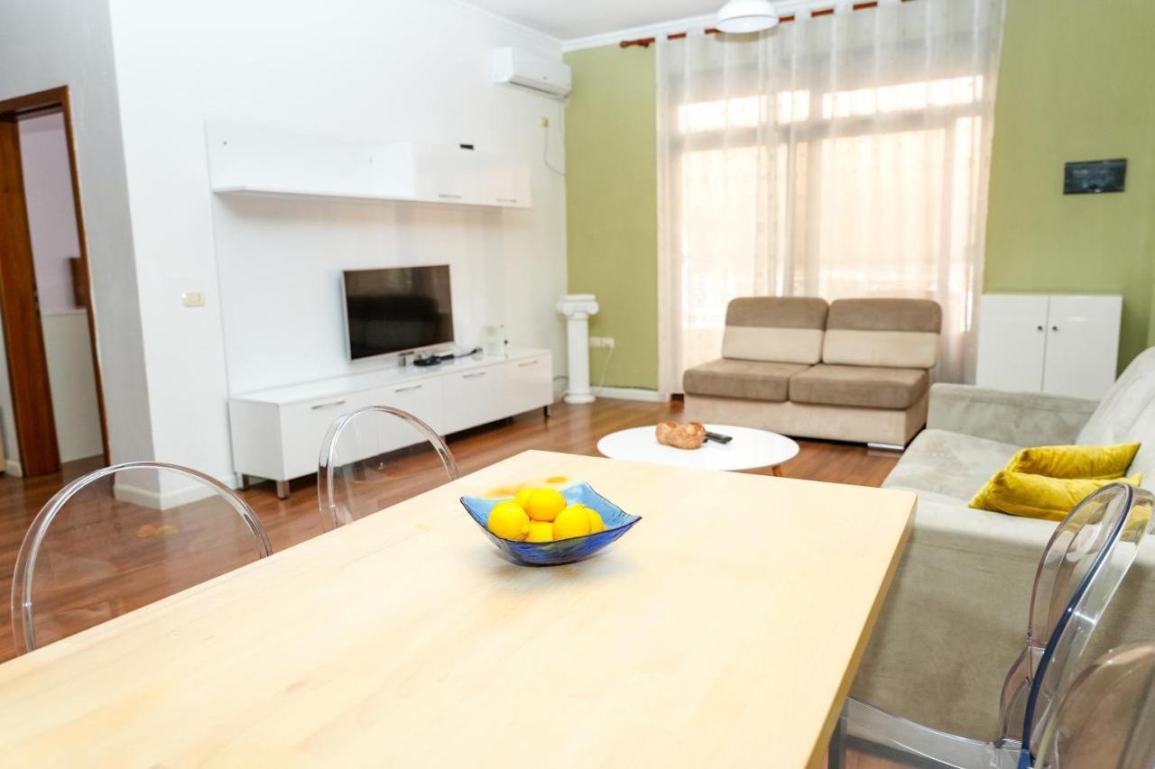 Cozy Apartment In The Heart Of Tirana ! Екстериор снимка