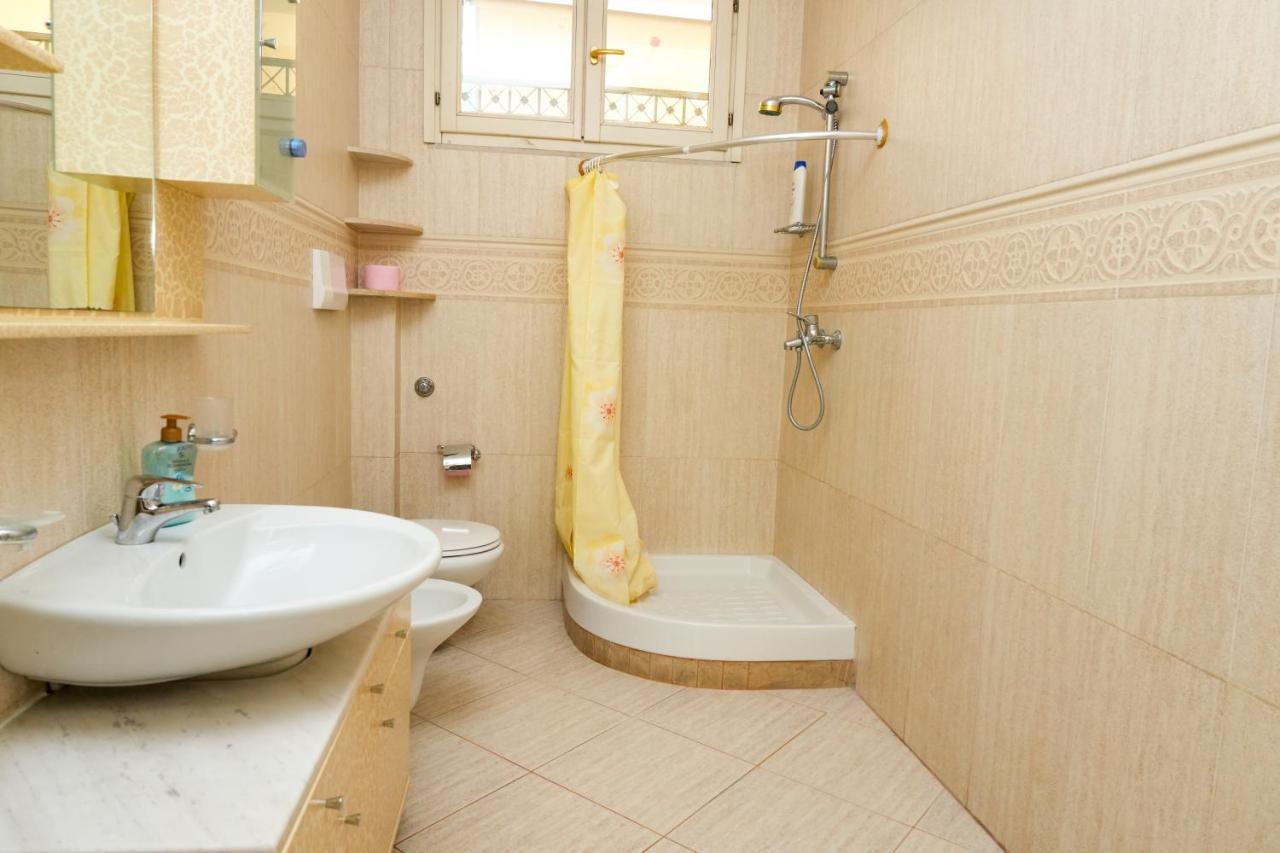 Cozy Apartment In The Heart Of Tirana ! Екстериор снимка