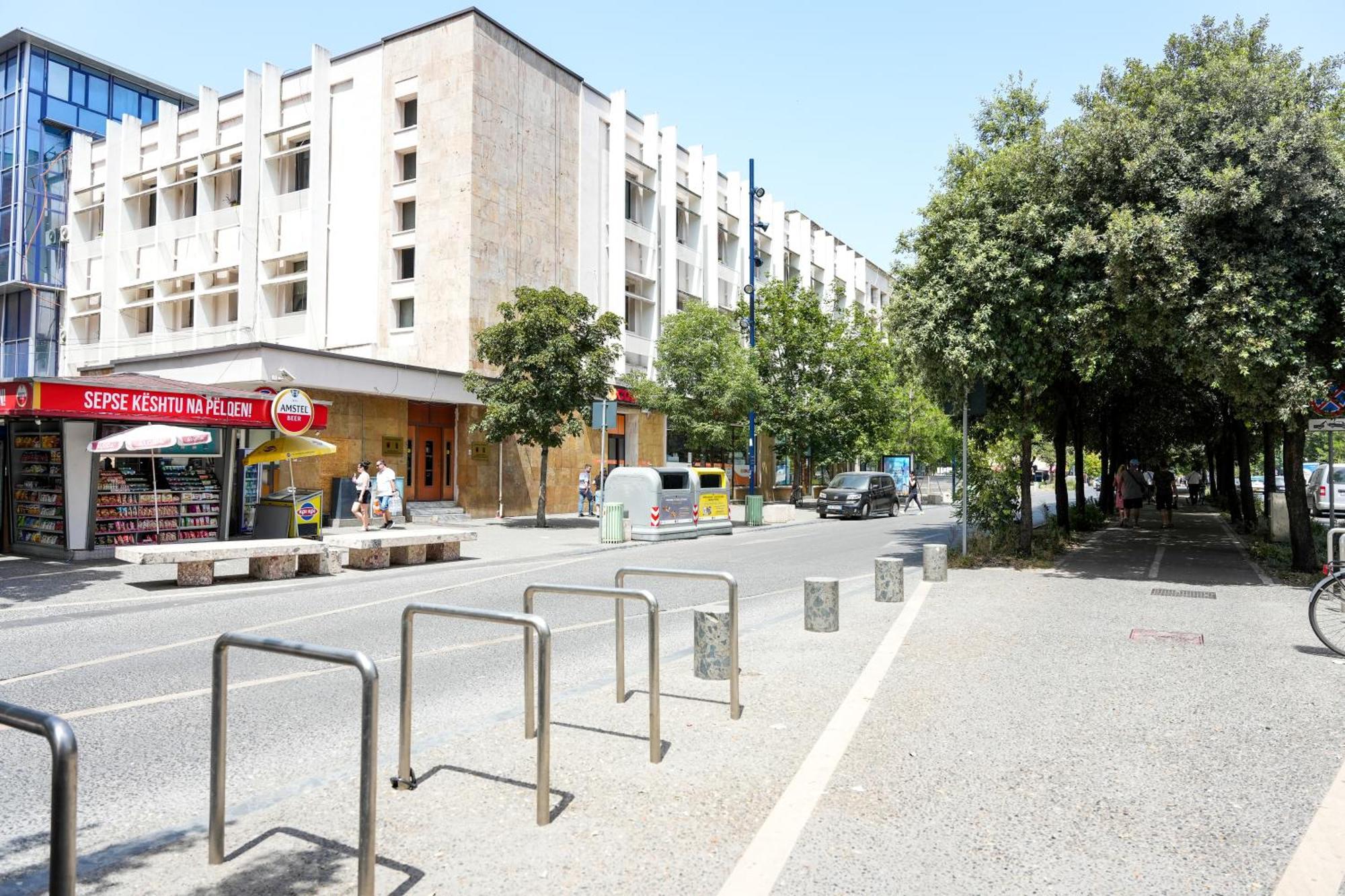 Cozy Apartment In The Heart Of Tirana ! Екстериор снимка